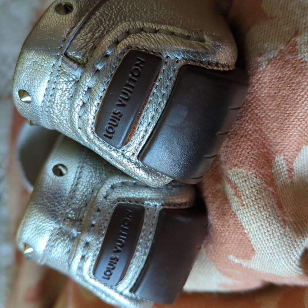 Louis Vuitton silver loafers - Picture 4 of 9